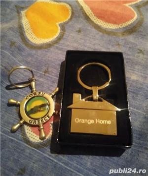 Lot 3 breloace haioase noi pentru chei