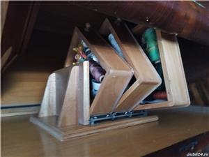 Mașina de cusut de epocă  - imagine 5