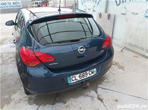 Opel Astra J - imagine 3