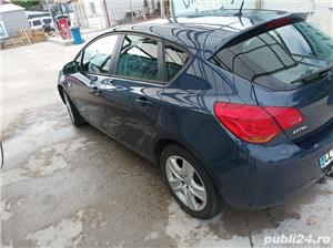 Opel Astra J - imagine 4