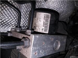 Dezmembrez Vw Golf 5 - imagine 2