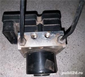 Dezmembrez Ford Fusion - imagine 9