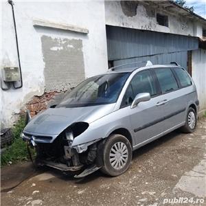Dezmembrez Citroen C8, Diesel 2.2, 2004. - imagine 6