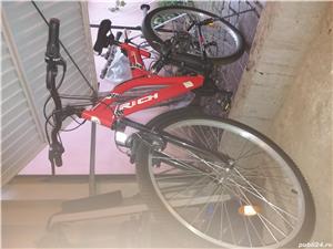 Vand bicicleta noua pentru fete.