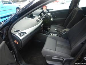 Dezmembrez Renault Megane 3 2011 HATCHBACK 1.5 DCI - imagine 8