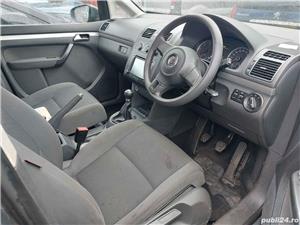 Dezmembrez Volkswagen Touran 2010 VAN 1.6 TDI - imagine 8