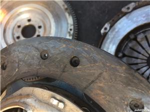 Kit ambreiaj VW Golf 5 1.6 BGU mpi marca Valeo, disc placa volanta - imagine 4