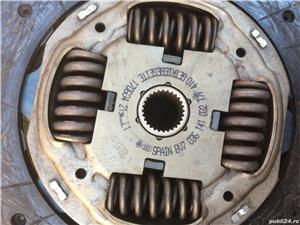 Kit ambreiaj VW Golf 5 1.6 BGU mpi marca Valeo, disc placa volanta - imagine 7