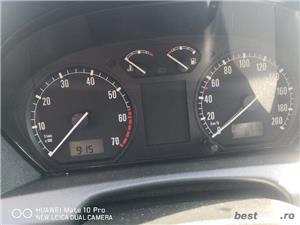 Dezmembrez skoda fabia - imagine 3