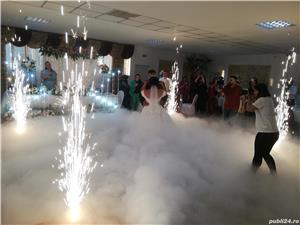 Fum greu artificii porumbei  - imagine 3