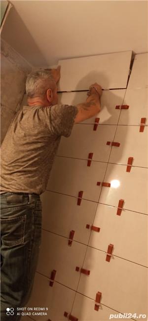 Renovam apartamente,garsoniere,case si spatii comerciale - imagine 1