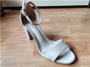 Sandale dama elegante, bej nude, cu toc, marimea 39 - imagine 3