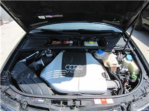 Dezmembram Audi A4 2.5 TDI COD BDG 2004-2006 - imagine 4