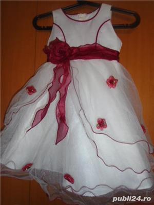 Rochita superba cu bolerou 