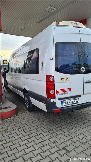 Transport persoane cu microbuze VW Crafter - 20 locuri,an 2016 si Opel Vivaro de 8+1 locuri,an 2020. - imagine 6