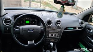 Ford Fusion  - imagine 7