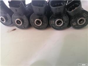 0445110457 5801470098 0986435254 Bosch Injector Case IH New Holland Steyr 3.4 3.2 - imagine 5