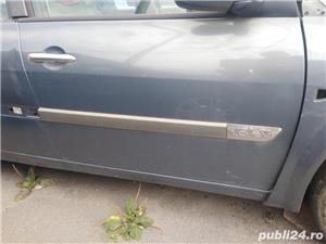 usa fata Megane 2  - imagine 3