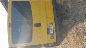 Renault Trafic  - imagine 2 Renault Trafic  - imagine 2
