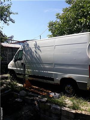 Dezmembrez Citroen Jumper 4HY an 2002