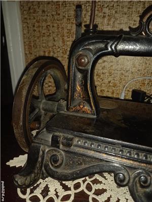 Vănd  mașină cusut manuală vintige grecească - imagine 7