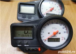 Dezmembrez Yamaha R6 1998-2002 yzf-r6