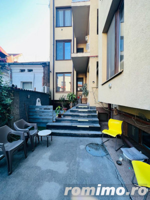 Apartament cu 4 camere-rezidențial sau Comercial-Birouri