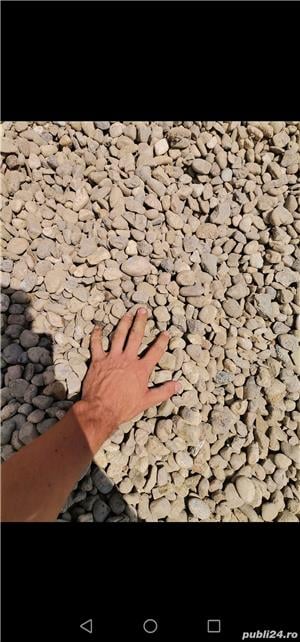 Transport marfa margaritar Sort nisip piatra concasata moloz pământ negru galben nisipos mranita  - imagine 9