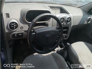 Dezmembrez ford Fusion - imagine 3