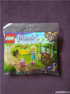Set LEGO Friends 30413. 55 piese, căruța cu flori