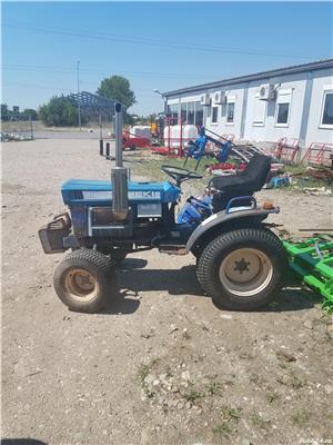 Tractoras japonez Iseki TX2160, diesel, 3 cilindri, 18 cp - imagine 5