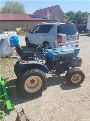 Tractoras japonez Iseki TX2160, diesel, 3 cilindri, 18 cp - imagine 4