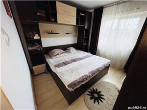 Apartament cu 3 camere decomandat in zona 0 Biserica Sf Treime(str Elena Doamna), bloc din '89,60mp  - imagine 4