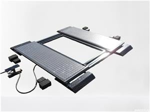 Vand elevator pe aer compact cu 4 perne