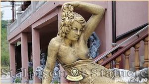 Statuetă jardinieră flori, auriu patinat, model J12.