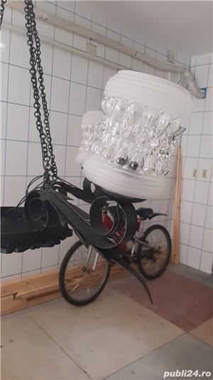 Lustra metalica neagra, cu patru brate din fier forjat, lucrata manual - imagine 3