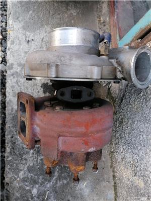 504066692 4033933 4036104 HX50W Holset Turbosuflanta Case IH Axial Flow 8010 / Cummins - imagine 5