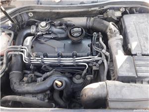 Dezmembrez vw Passat B6 1.9 BXE - imagine 2