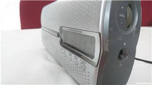 Grundig Music Boy 51 silver FM clock radio alarm clock 10 preset channels - imagine 8