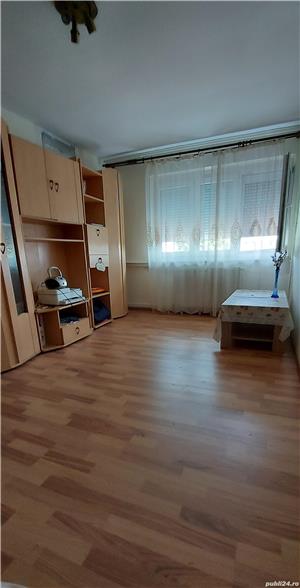 Vand apartament 2 camere central  