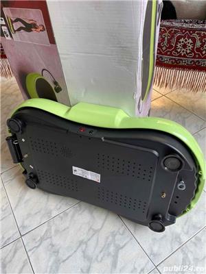 aparat de vibromasaj - imagine 3