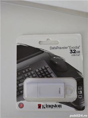 Vând stick USB 32 gb nou nout la cutie.  - imagine 3
