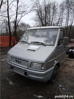 dezmembrez iveco daily 35/10