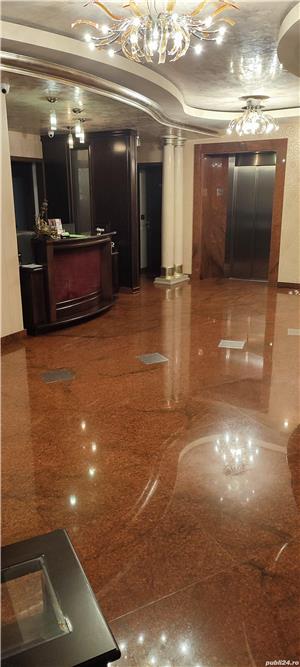 receptioner hotel - imagine 2