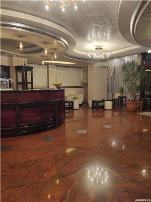 receptioner hotel - imagine 3