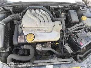 Dezmembrez Opel Vectra - imagine 2
