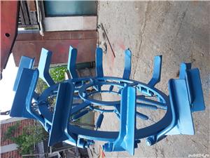 senile tractor - imagine 2 senile tractor - imagine 2