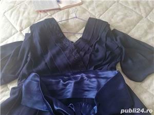 Vând rochiță bleumarin din voal - imagine 4