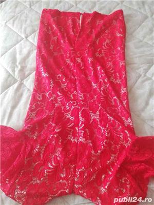 Vând rochiță dantelă - imagine 2