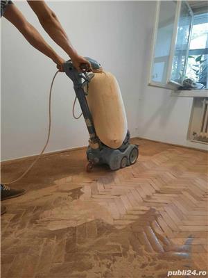 Raschetez si reconditionez parchet